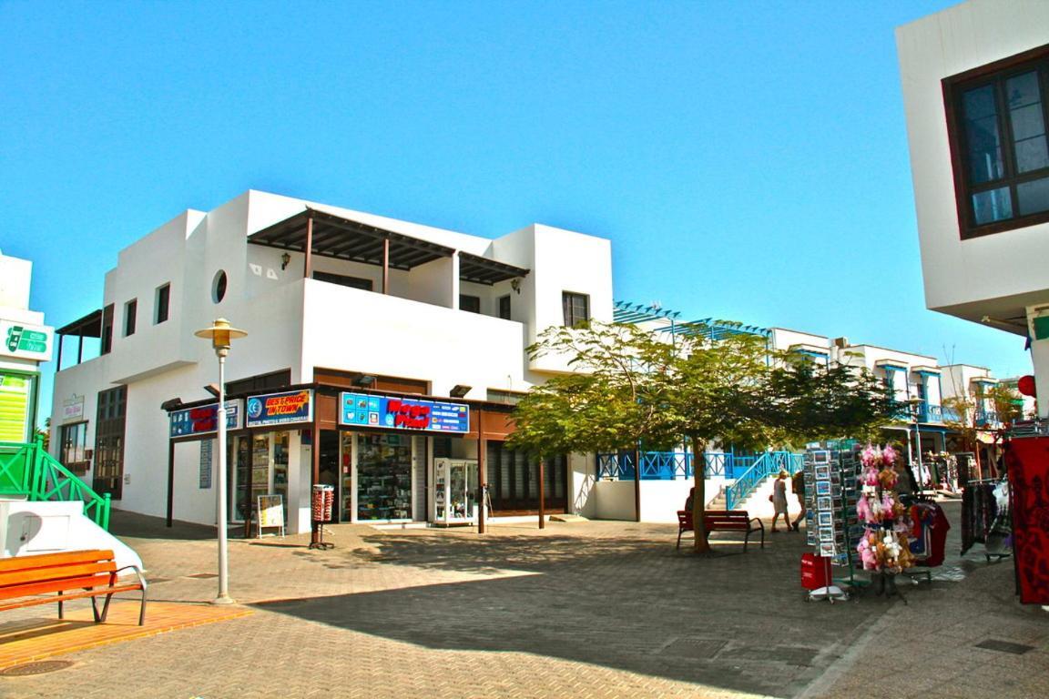 Apartamentos Puerto 1, 2 Y 3 Playa Blanca  Buitenkant foto